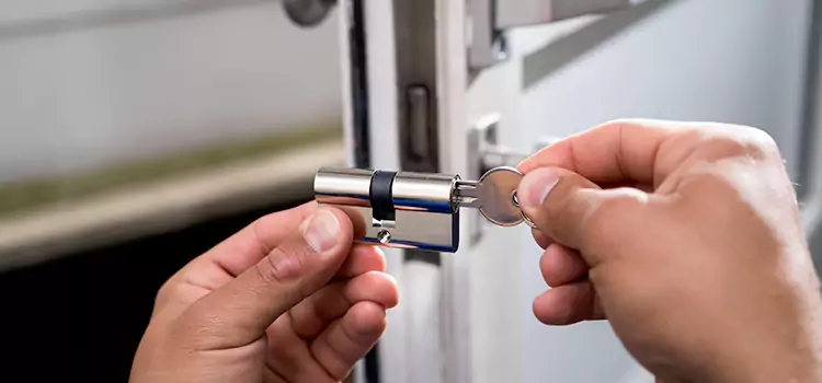 Emergency Locksmith for House Lake Ronkonkoma