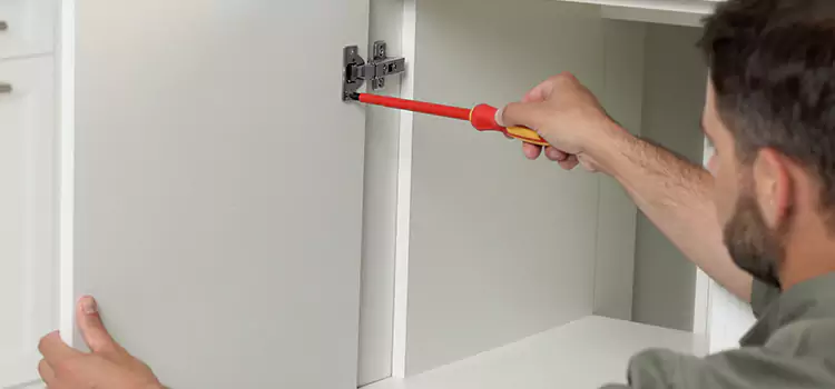 Screen Door Hinge Repair Lake Ronkonkoma