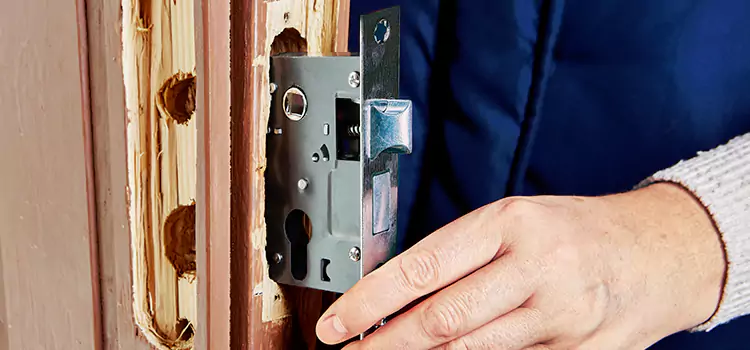 Garage Door Lock Replacement Lake Ronkonkoma